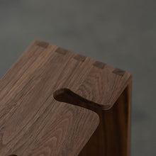 Load image into Gallery viewer, Arcelia Bottle & Glass Rack