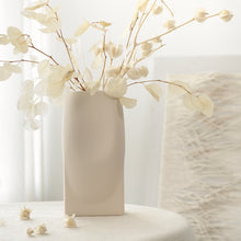 Load image into Gallery viewer, Rockton Ceramic Table Vase