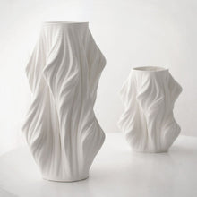 Load image into Gallery viewer, Azaz Ceramic Table Vase