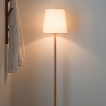 Load image into Gallery viewer, Vidalia Wooden Floor Lamp