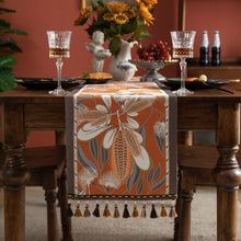 Load image into Gallery viewer, Fairbury Table Runner