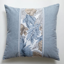Load image into Gallery viewer, Manzer Throw Pillow