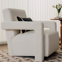 Load image into Gallery viewer, Reade Classic Flannelette Armchair