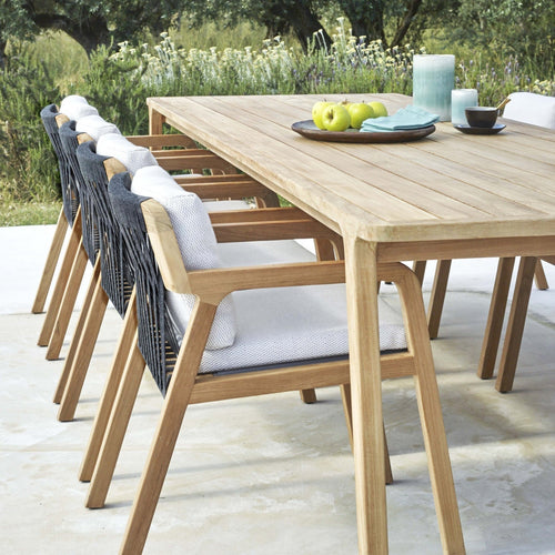 Hoff Rectangular Outdoor Dining Set