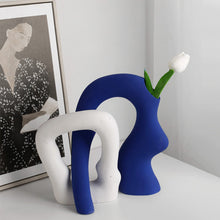 Load image into Gallery viewer, Roderick Ceramic Table Vase